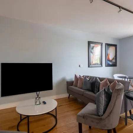 Luxurious Private One Bedroom Apartment Braintree Exterior photo