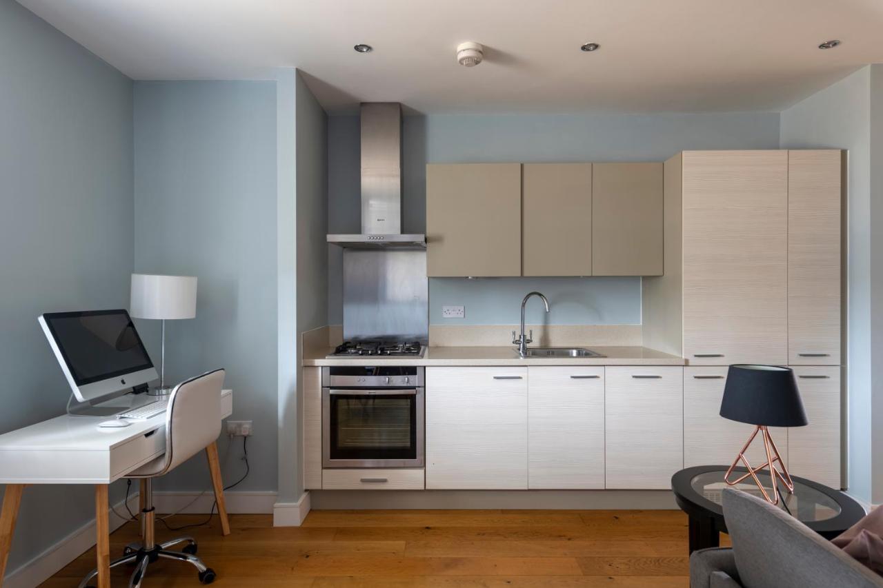 Apartment Luxurious Private One Bedroom Braintree