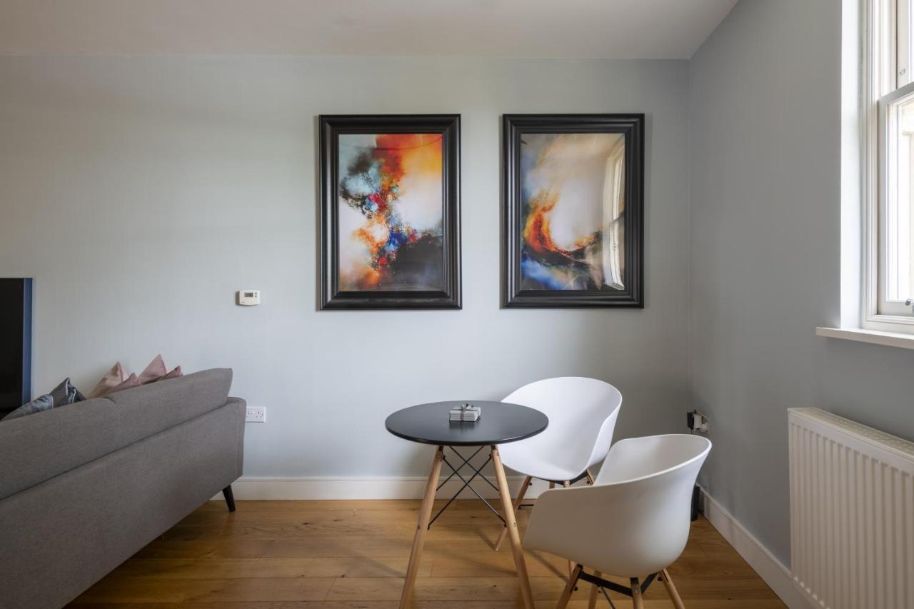 Luxurious Private One Bedroom Apartment Braintree