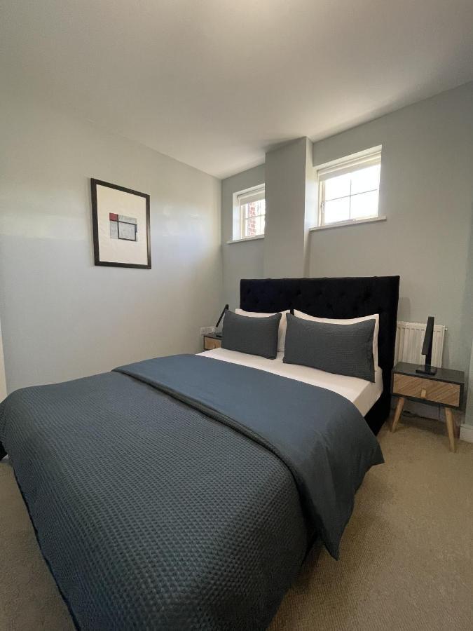 Apartment Luxurious Private One Bedroom *