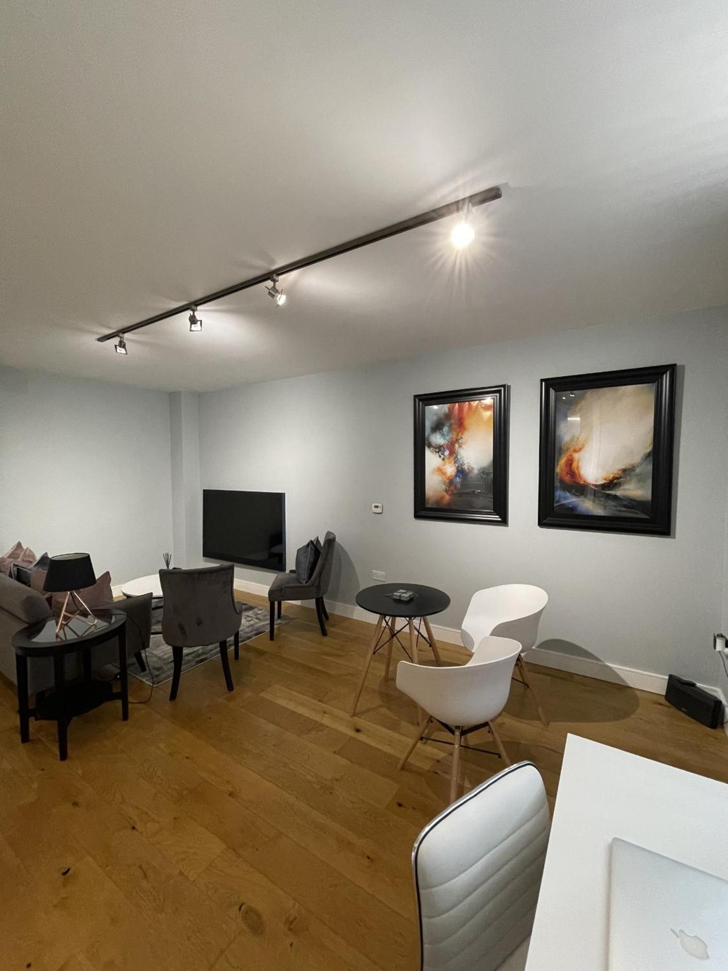 Luxurious Private One Bedroom Apartment Braintree